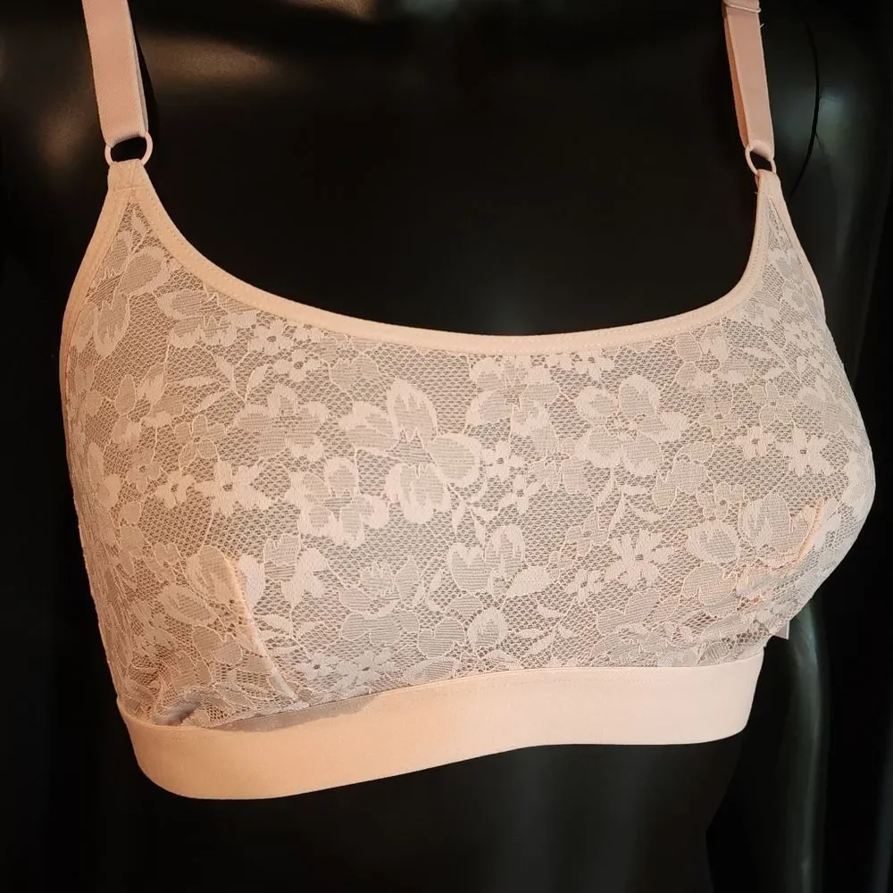 NWT Auden Lightly Lined Scoop Neck Bralette